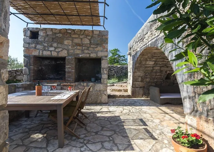 Family Friendly House With A Swimming Pool Bajcici, Krk - 17293 * Malinska