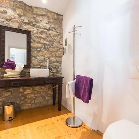 Family Friendly House With A Swimming Pool Bajcici, Krk - 17293 * مالينسكا